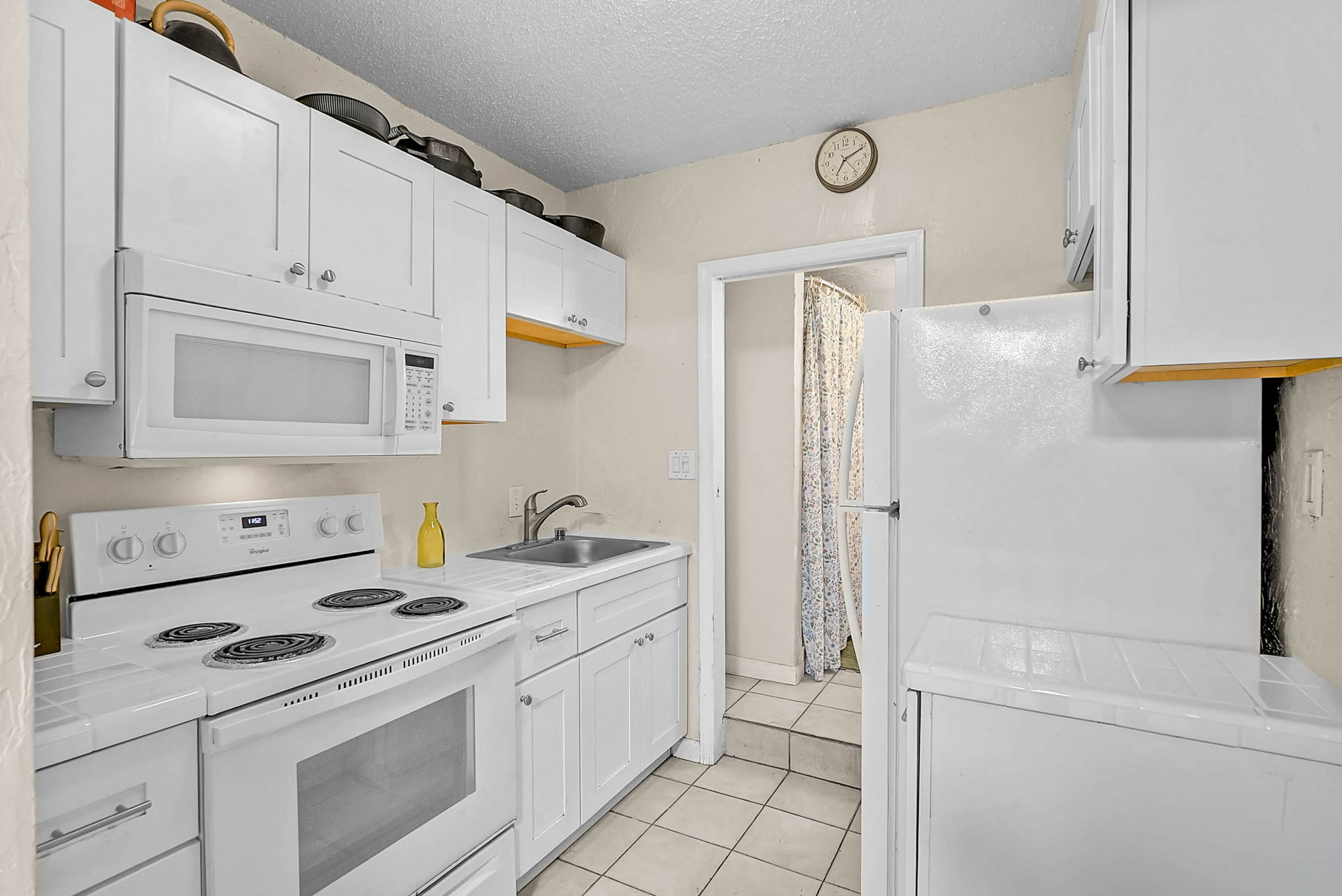 2531 Portland St-10