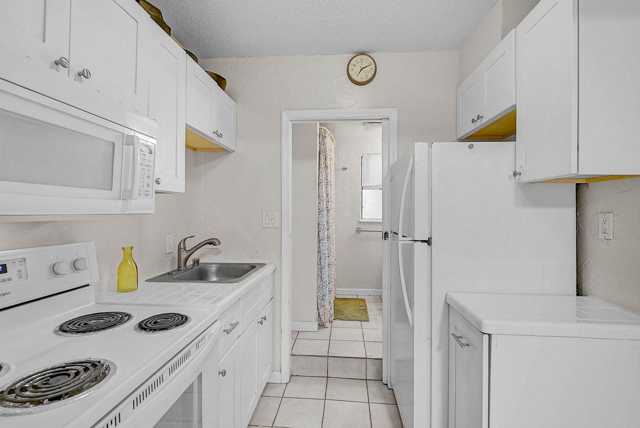 2531 Portland St-11