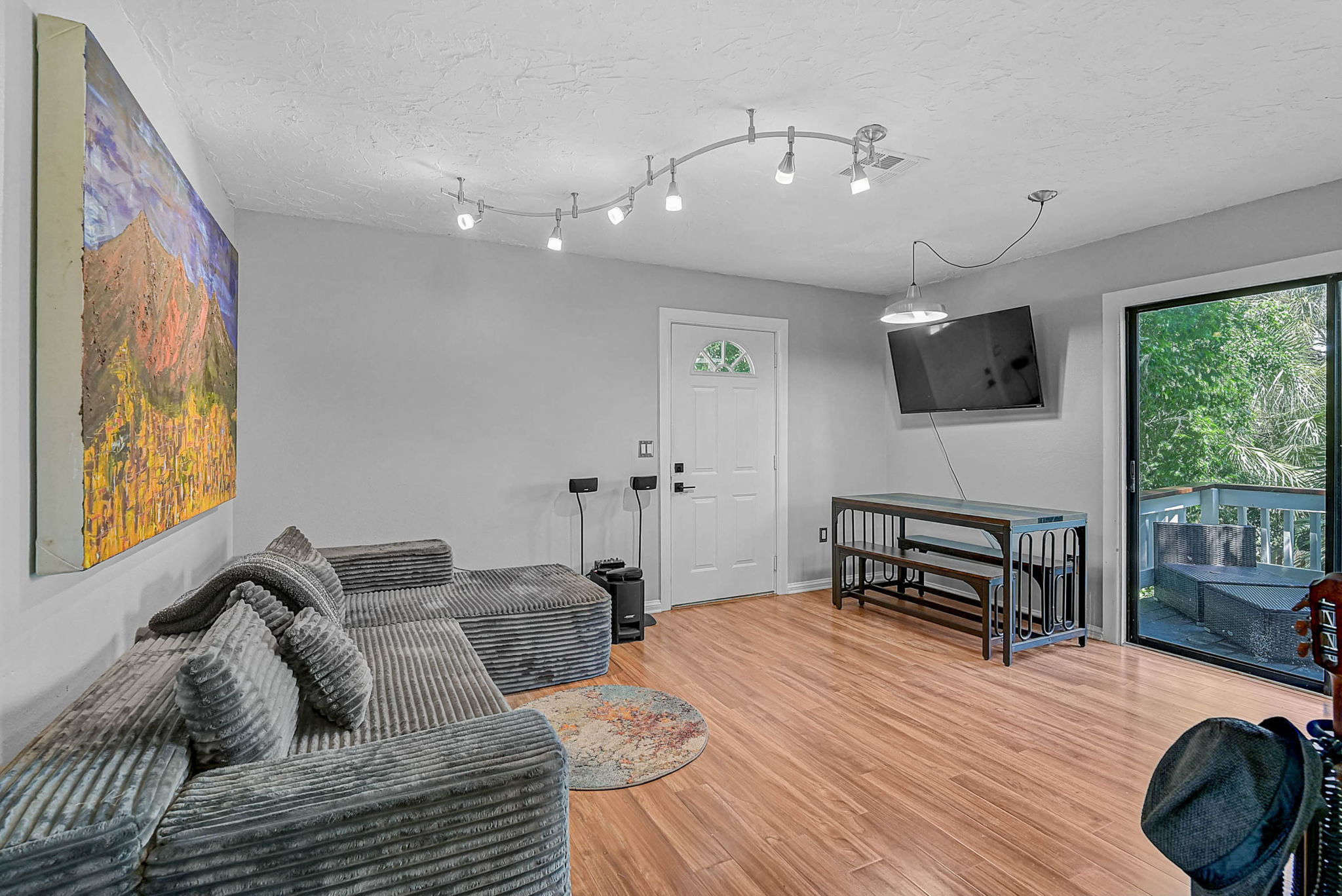 2531 Portland St-27