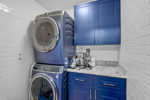 2531 Portland St-23