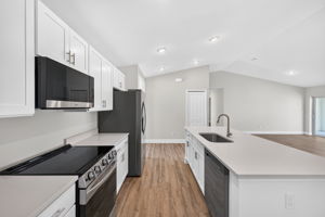 Kitchen 1 of 2