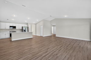 Living Room 3 of 4