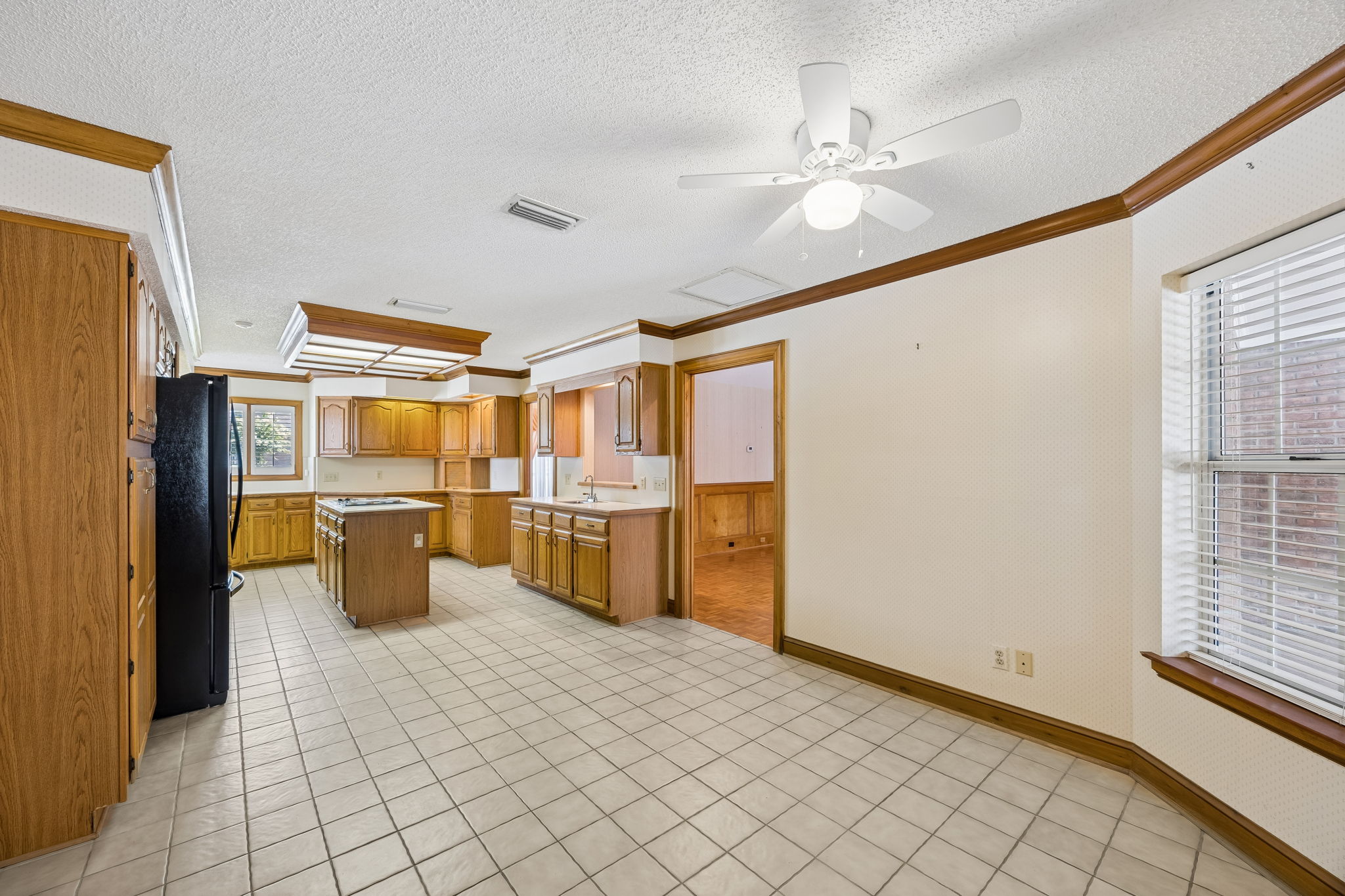 Breakfast Area/Kitchen