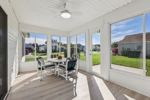 Hibiscus St-S1211-027.jpg