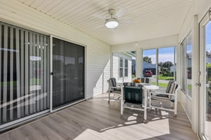 Hibiscus St-S1211-028.jpg