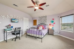 Livenza Pl-S1703-049.jpg