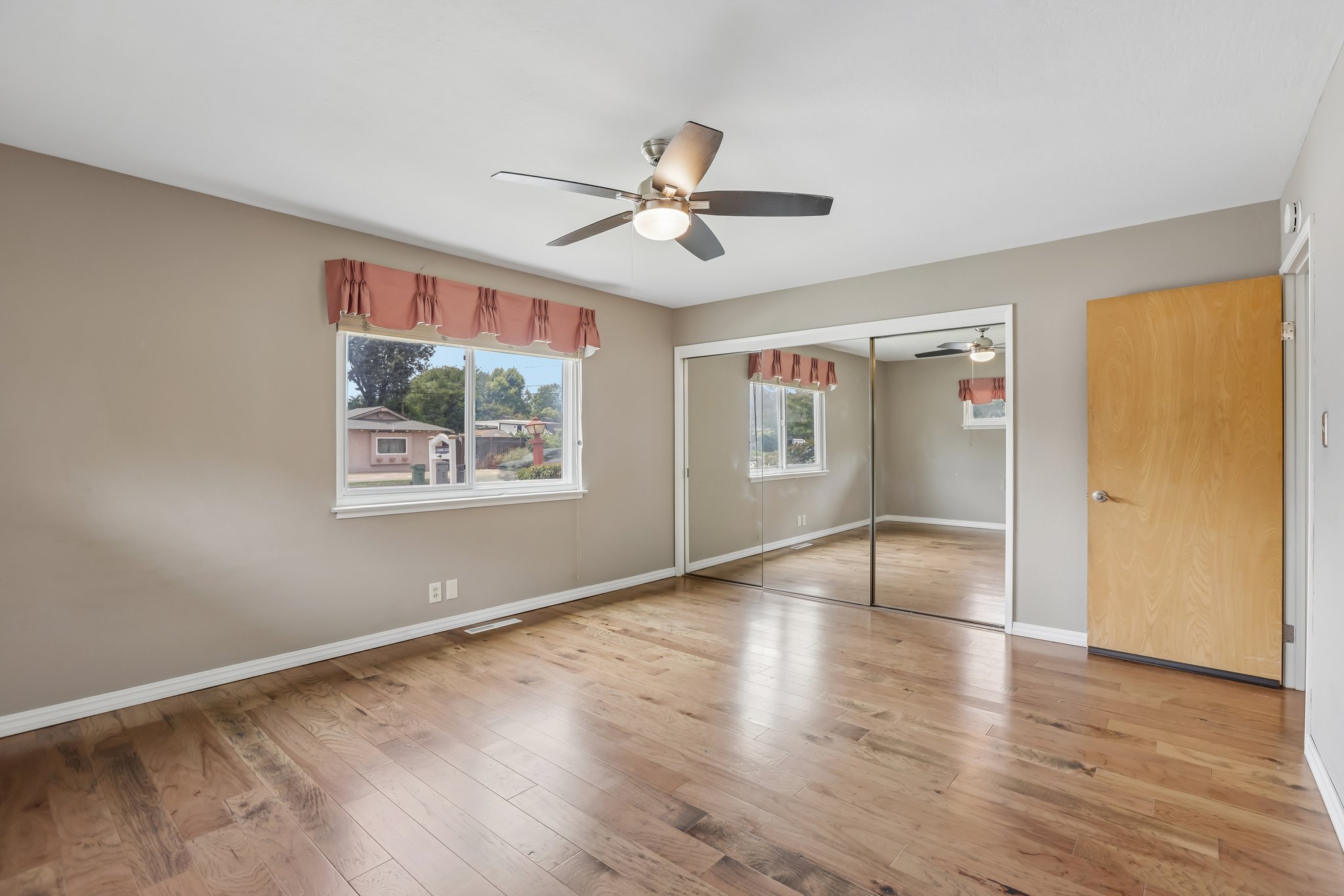 Cherry Ave-S2905-022.jpg