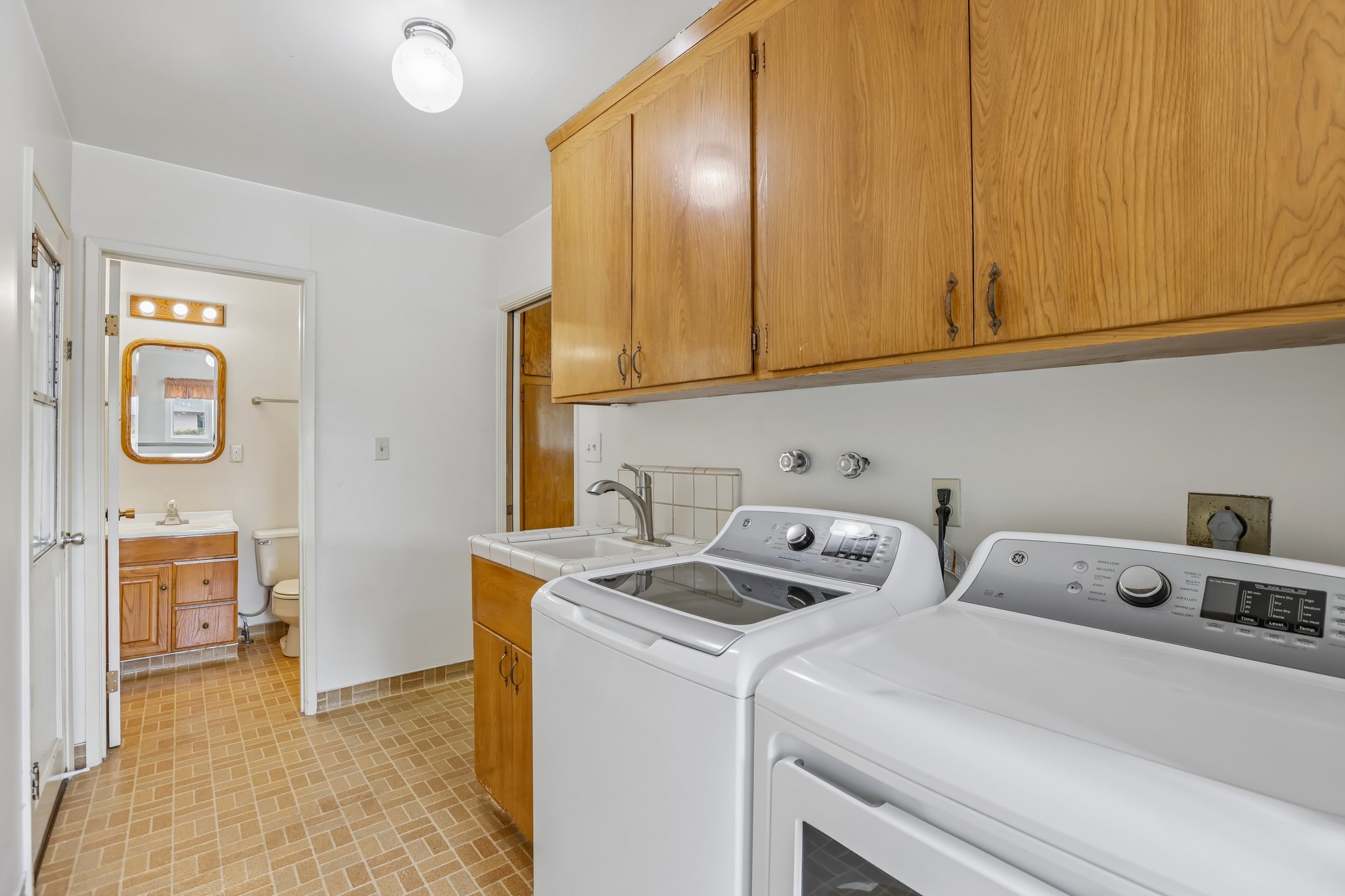 Cherry Ave-S2905-033.jpg