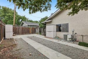 Cherry Ave-S2905-050.jpg