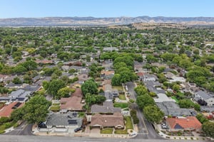 Cherry Ave-S2905-058.jpg