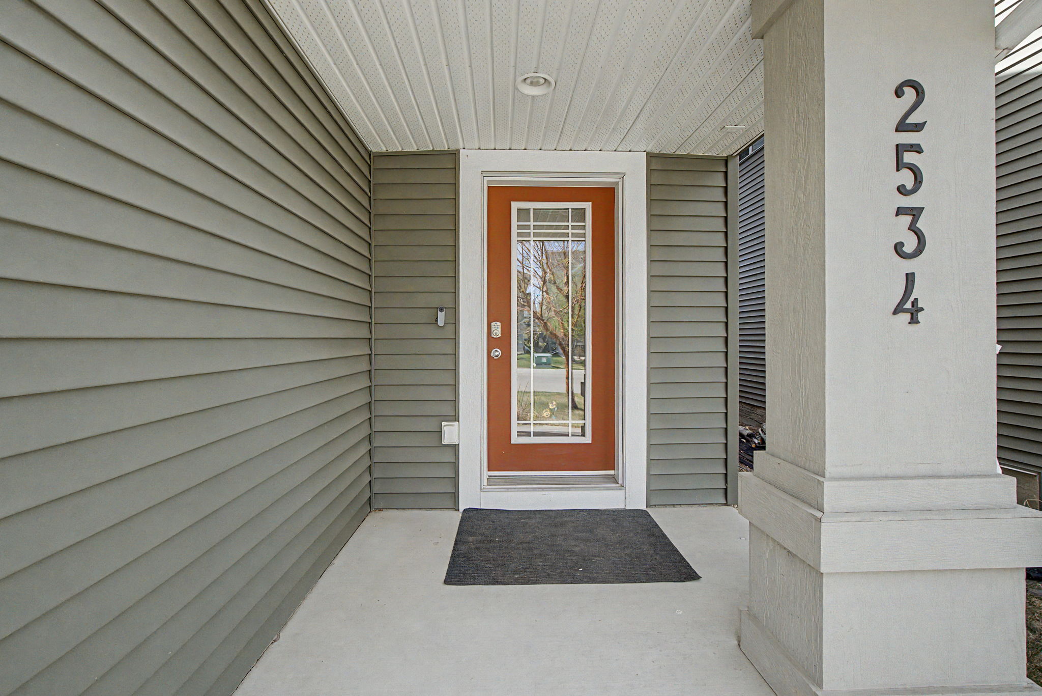  Photo 4