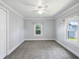  Photo 36