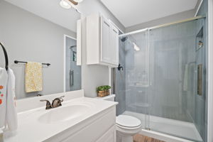  Photo 41