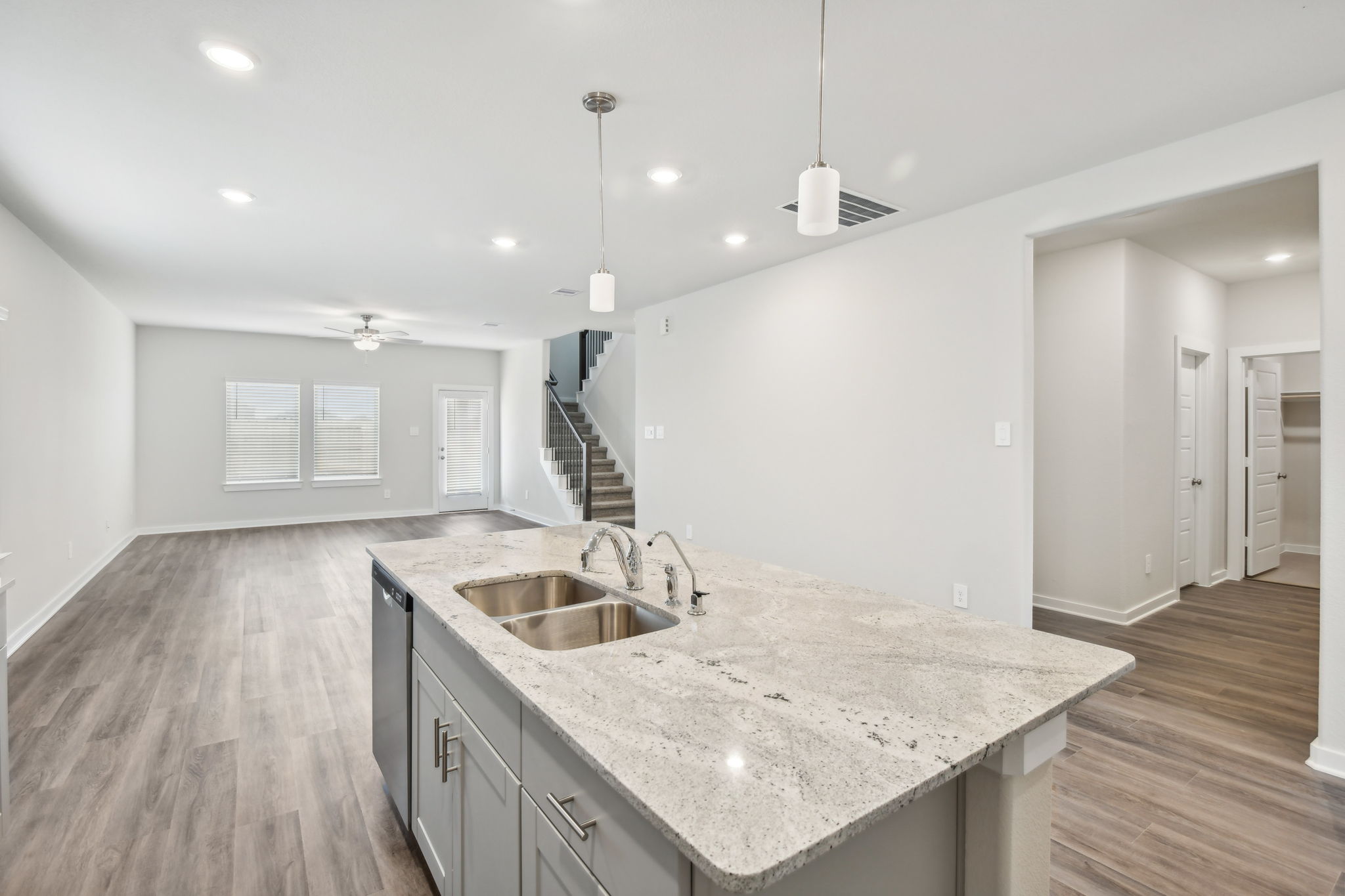 Houston - Southwinds-2538 Bay Winds Ln Baytown TX 77523-014