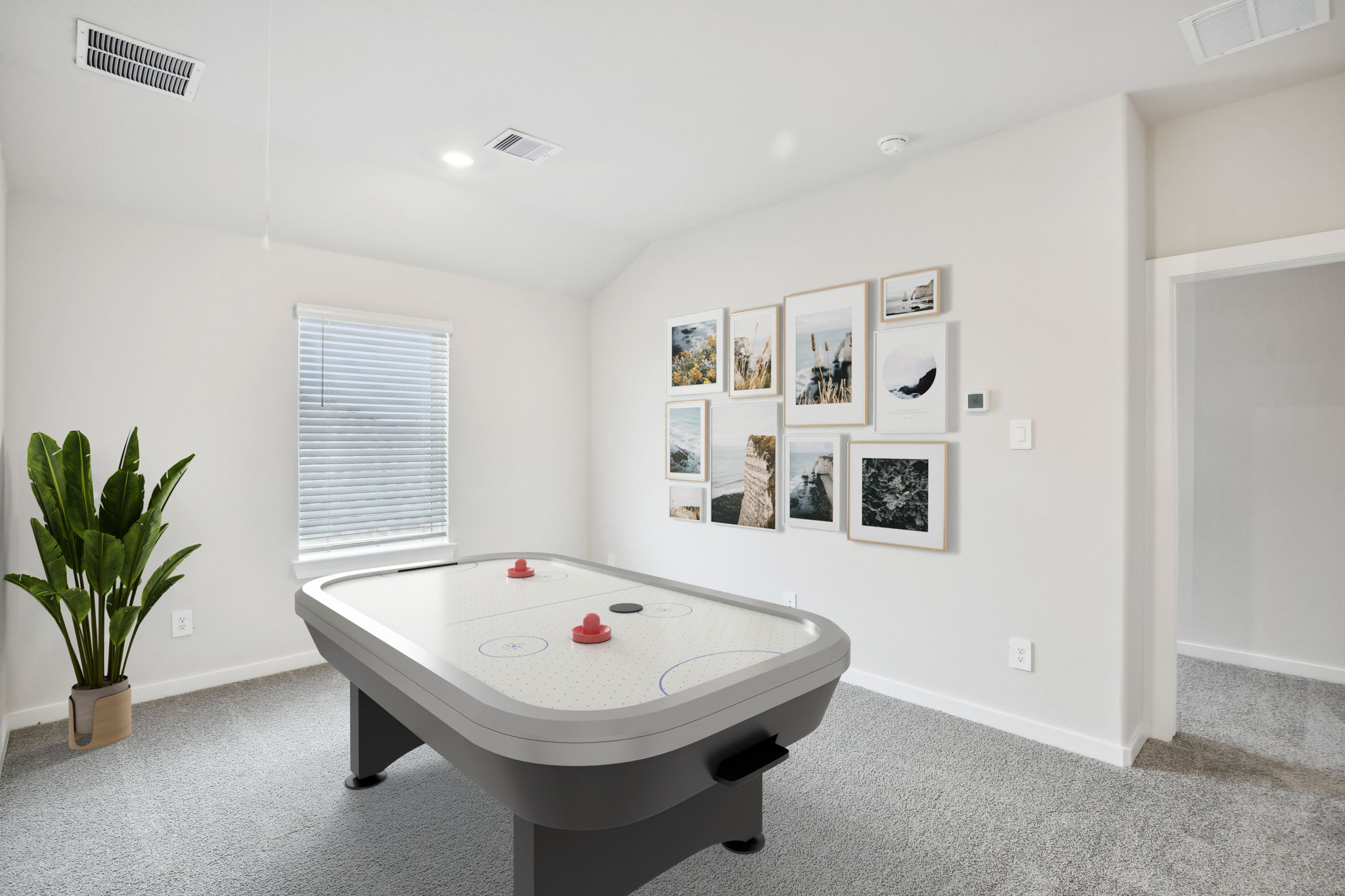 Houston - Southwinds-2538 Bay Winds Ln Baytown TX 77523-018 virtually staged