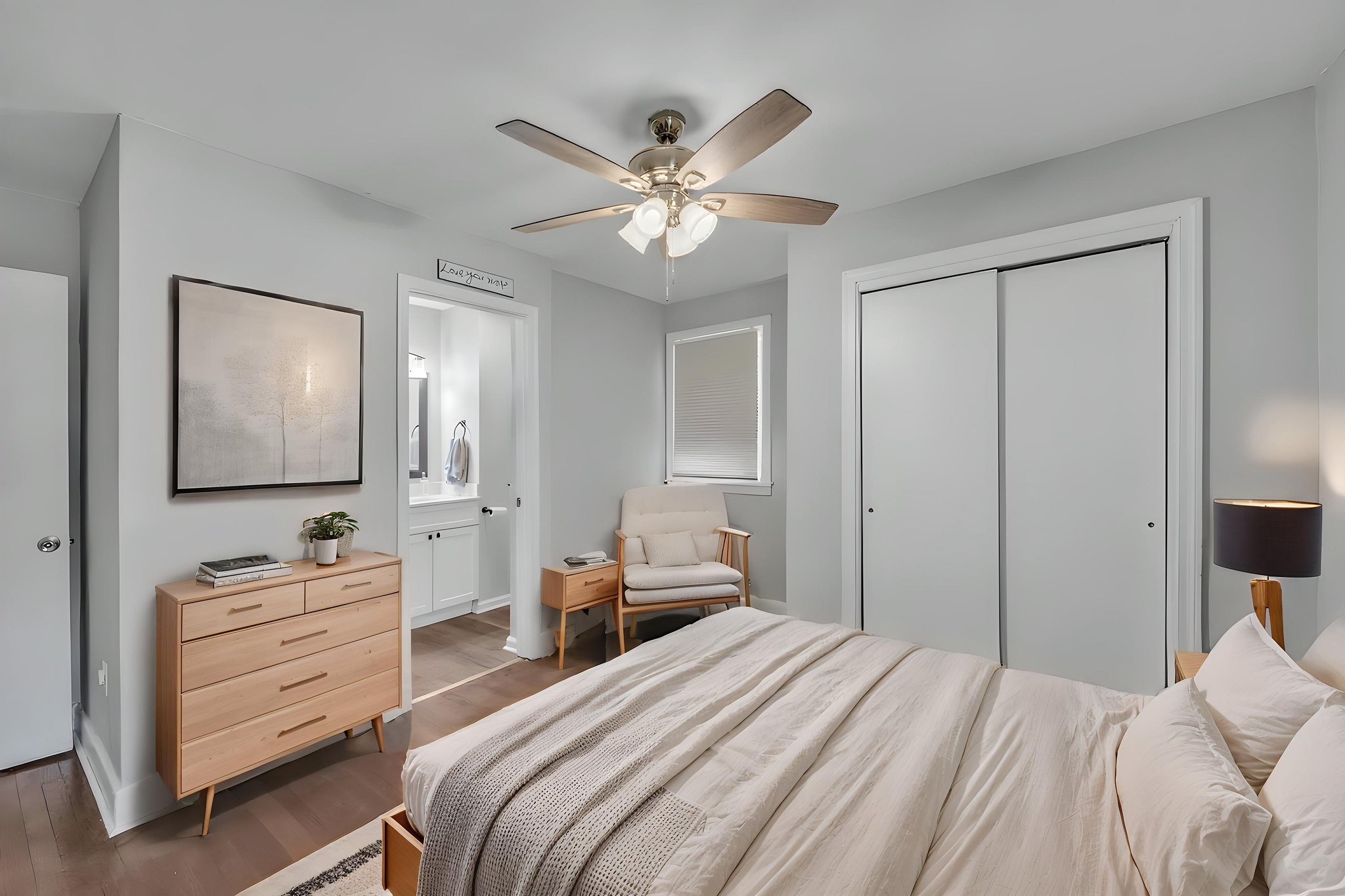 DSC_6745 virtually staged.jpeg