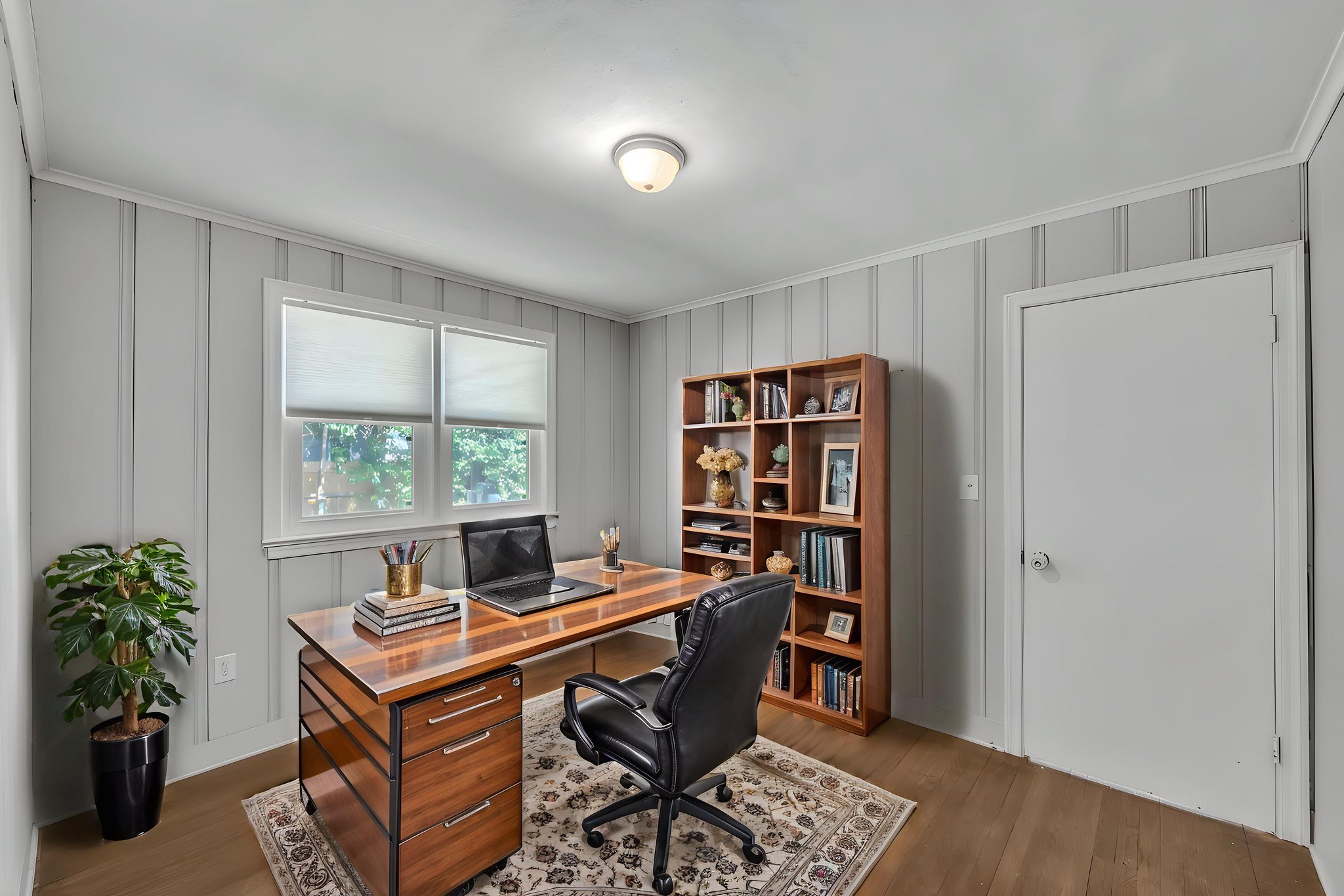 DSC_6757 virtually staged.jpeg