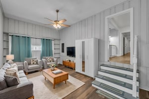 DSC_6769 virtually staged.jpeg