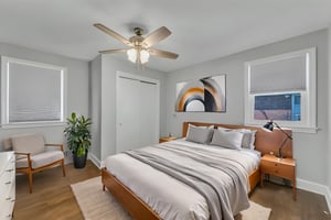 DSC_6742 virtually staged.jpeg