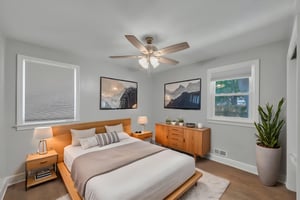 DSC_6748 virtually staged.jpeg