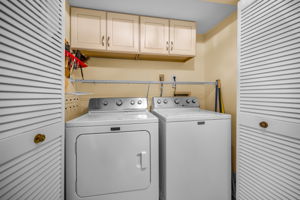 Laundry Room1a