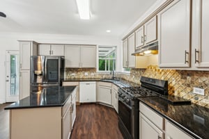 Local_Flavor_Films-2539 Larson Creek Cove, Duluth, GA 30097-200.jpg