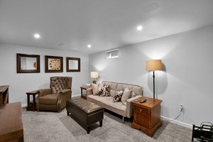 254 E Stanton Ave, Columbus, OH 43214, USA Photo 21