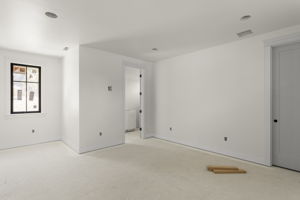  Photo 35