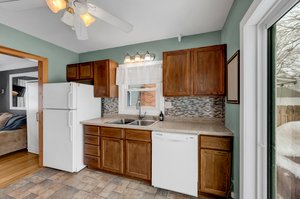 2540 19th Ave, North St Paul, MN 55109, USA Photo 7
