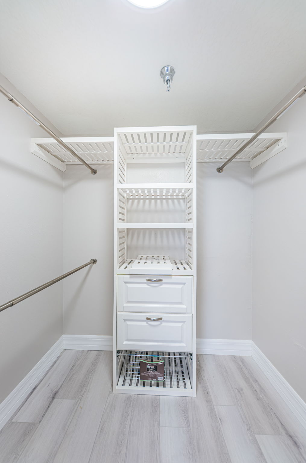 Primary Bedroom Walk-in Closet-3