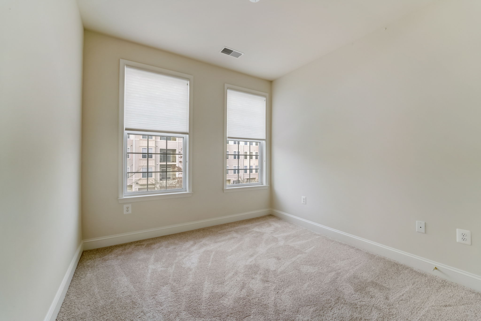 Kensington Gardens Unit 307-023