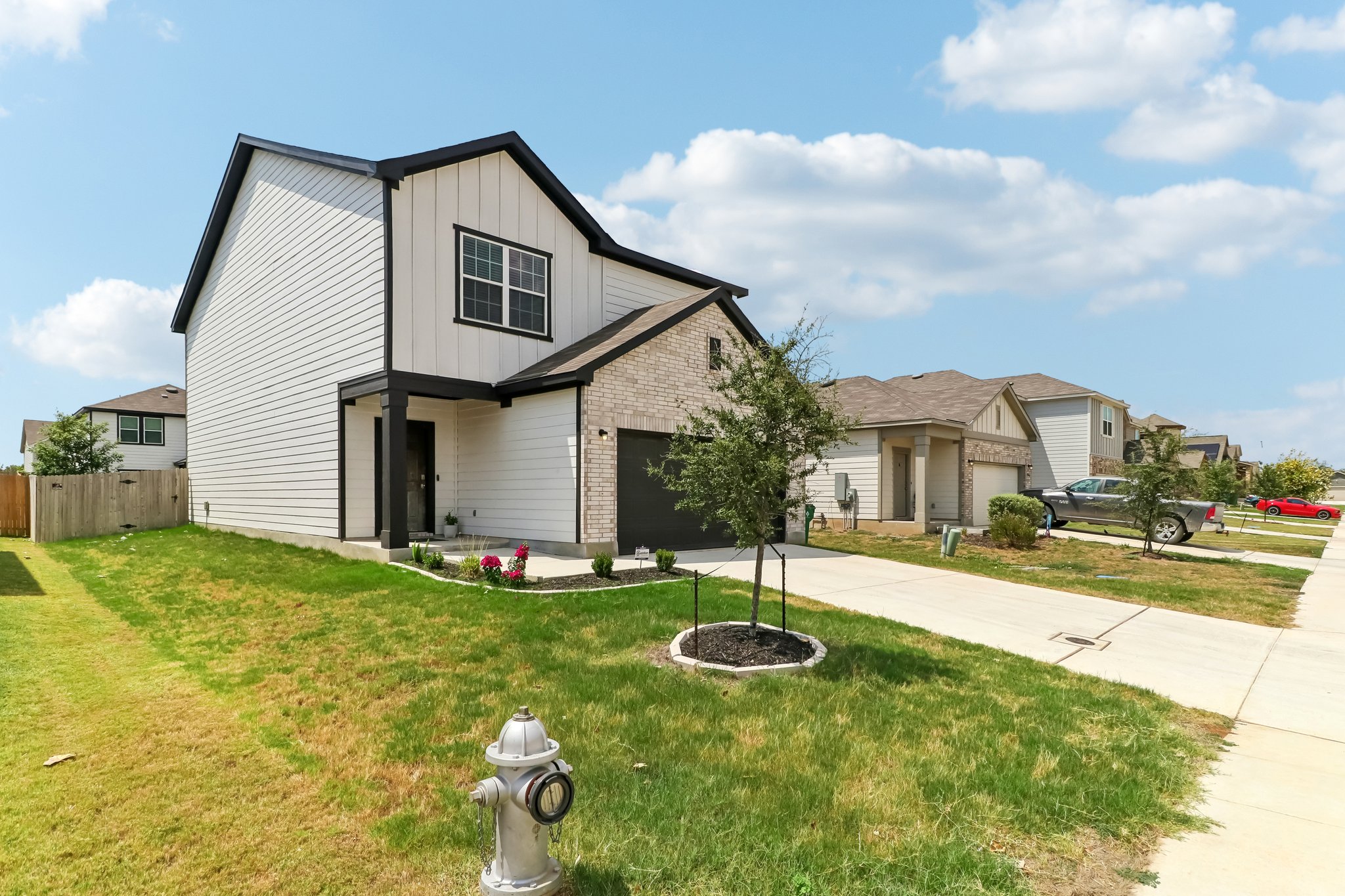2540 Windle Ln-S2908-002.jpg