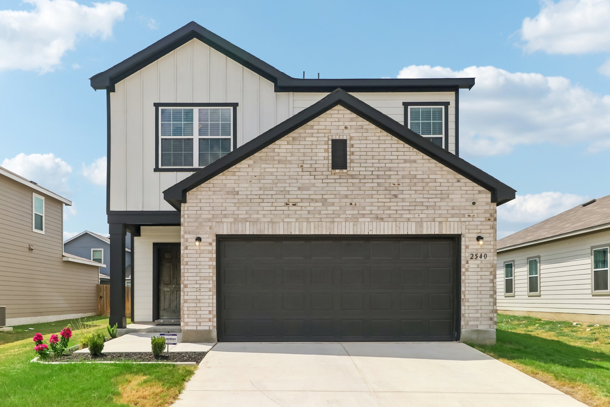 2540 Windle Ln-S2908-005.jpg