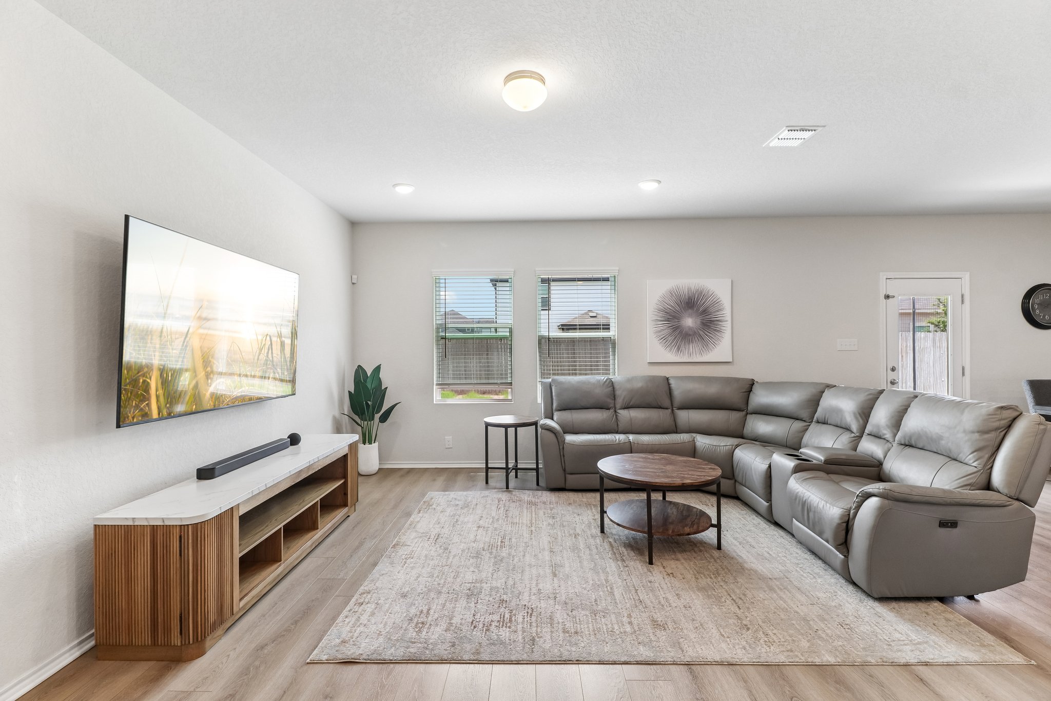 2540 Windle Ln-S2908-010.jpg