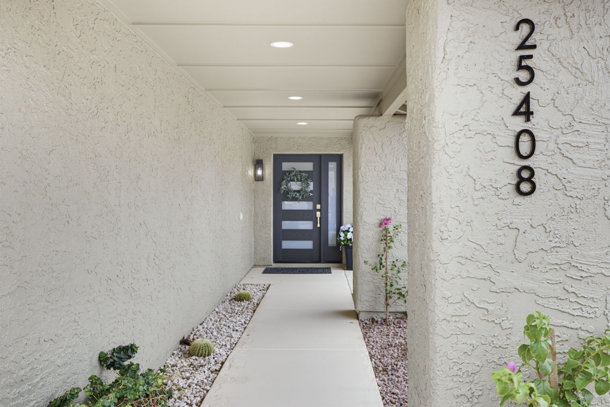 Front Entry Detail