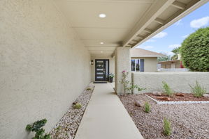 Front Entry Detail