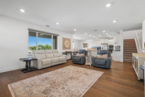 Elan Pl-S1606-006.jpg