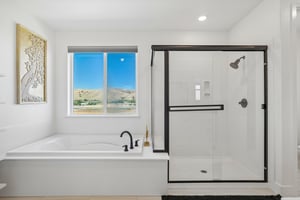 Elan Pl-S1606-018.jpg