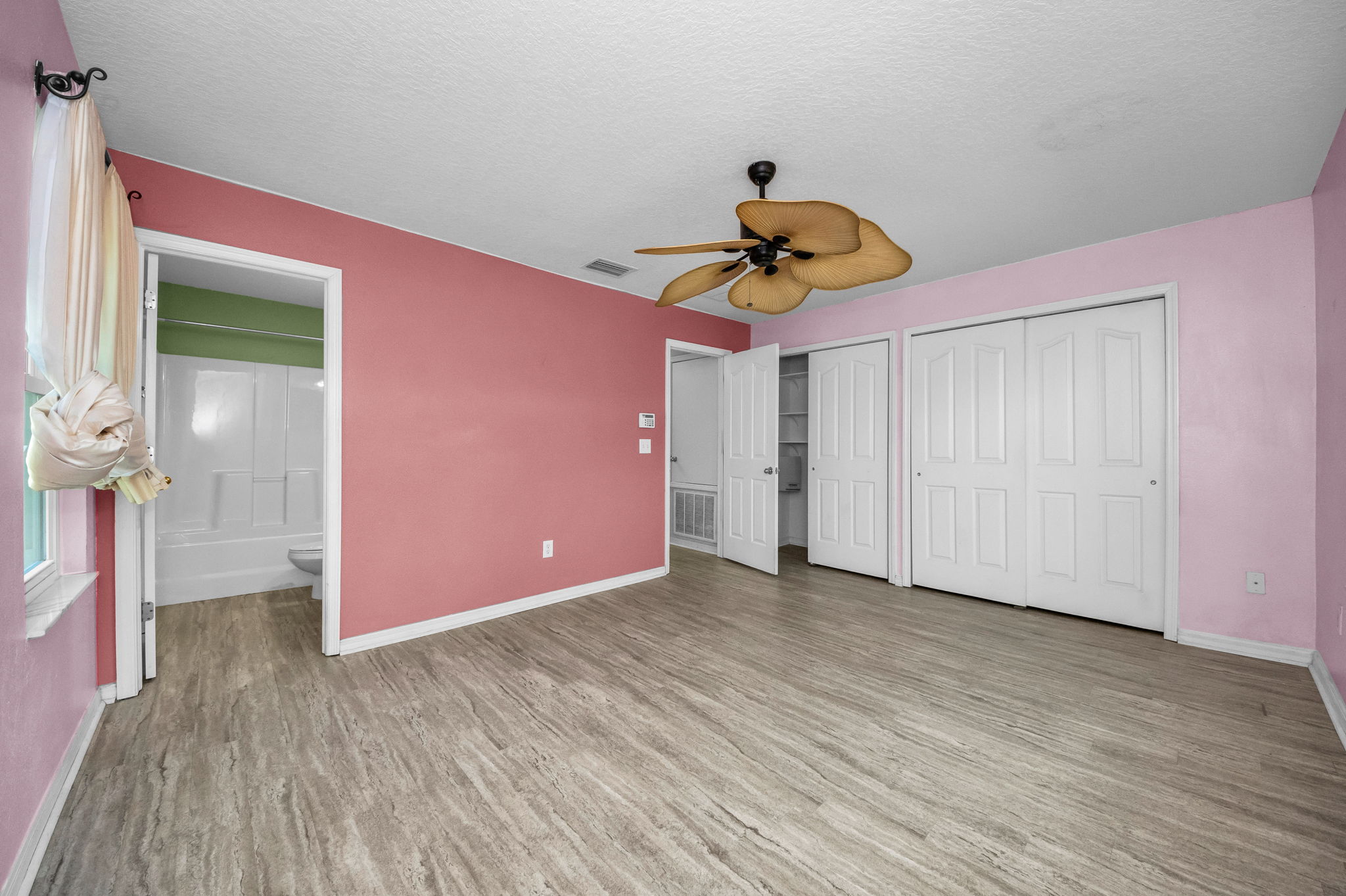 Upper Level Primary Bedroom 1c