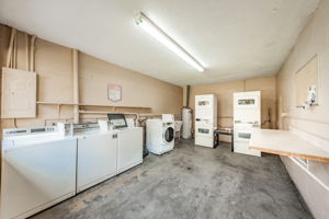7-Laundry Room