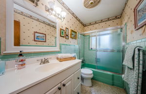 Bathroom 2a