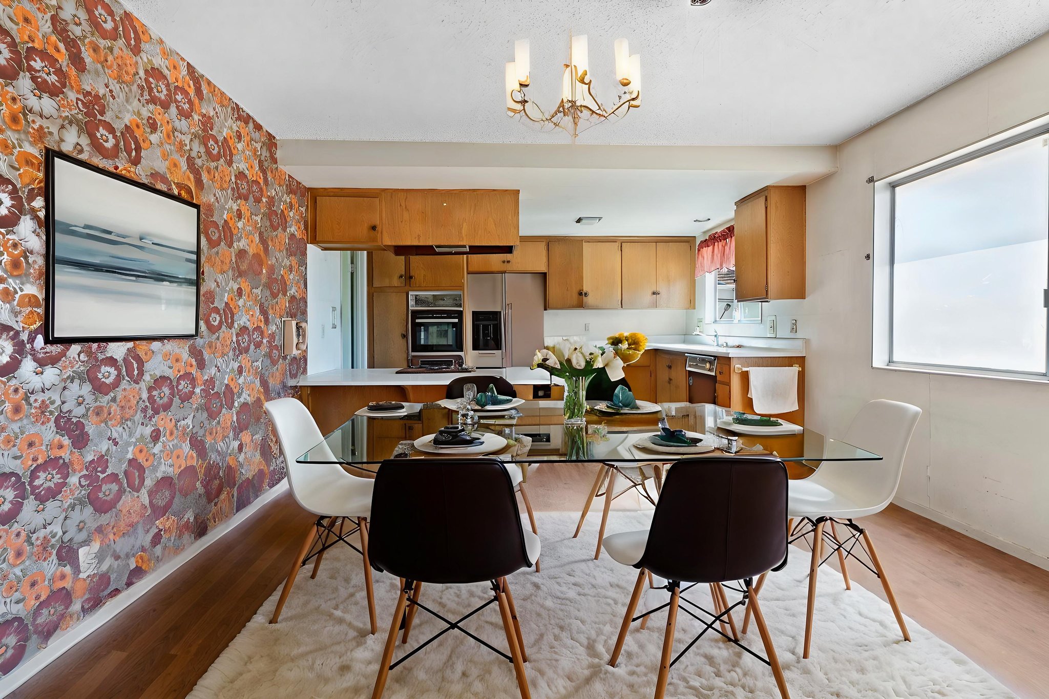 DSC09263 virtually staged.jpeg