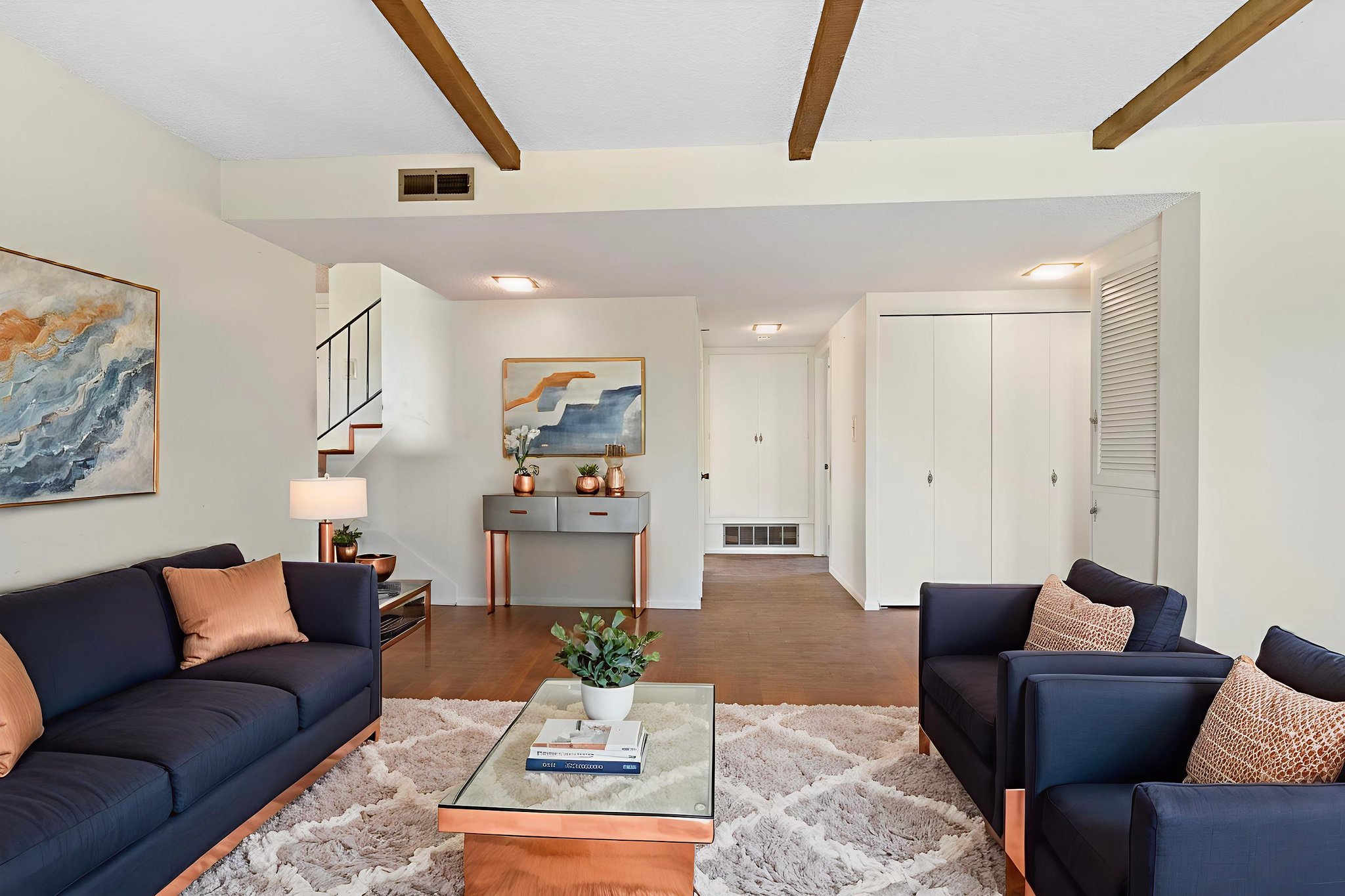 DSC09344 virtually staged.jpeg