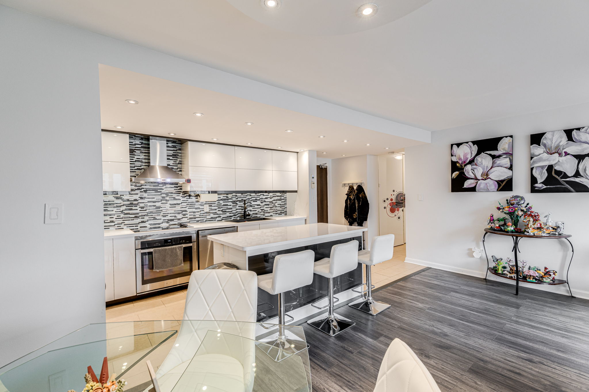 Mississauga property showcase — delivered property photograph 11