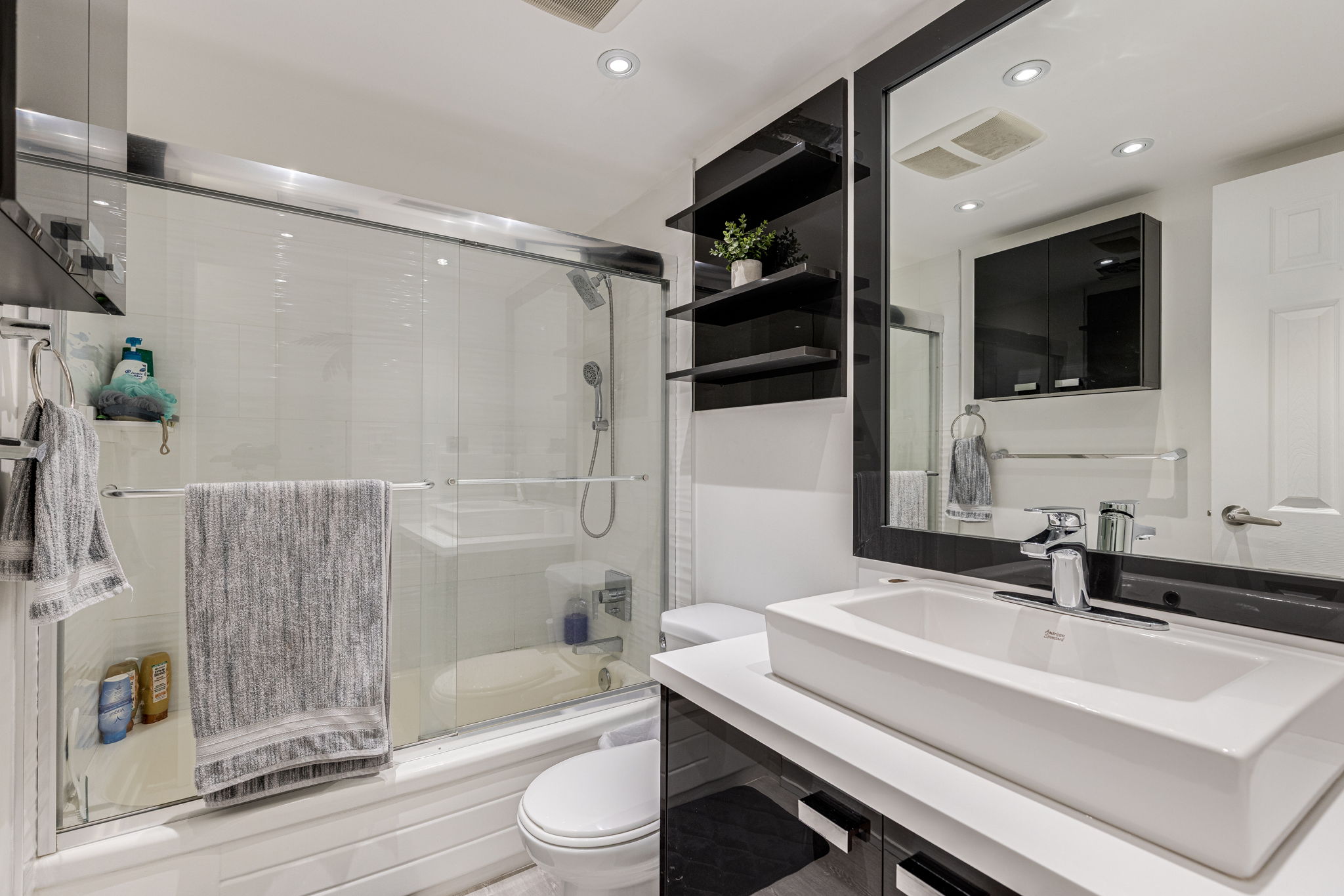 Mississauga property showcase — delivered property photograph 22