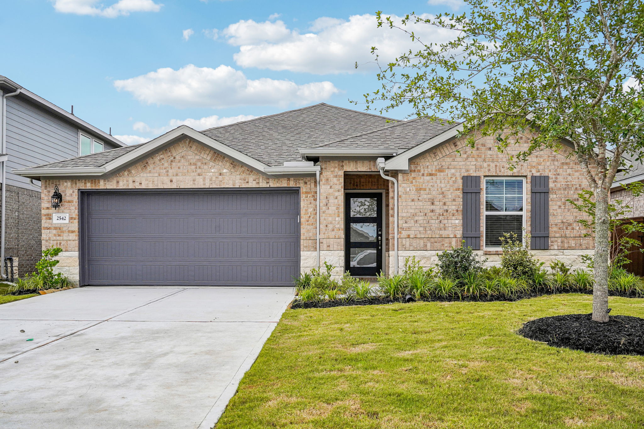 Houston - Southwinds-2542 Bay Winds Ln Baytown TX 77523- 002