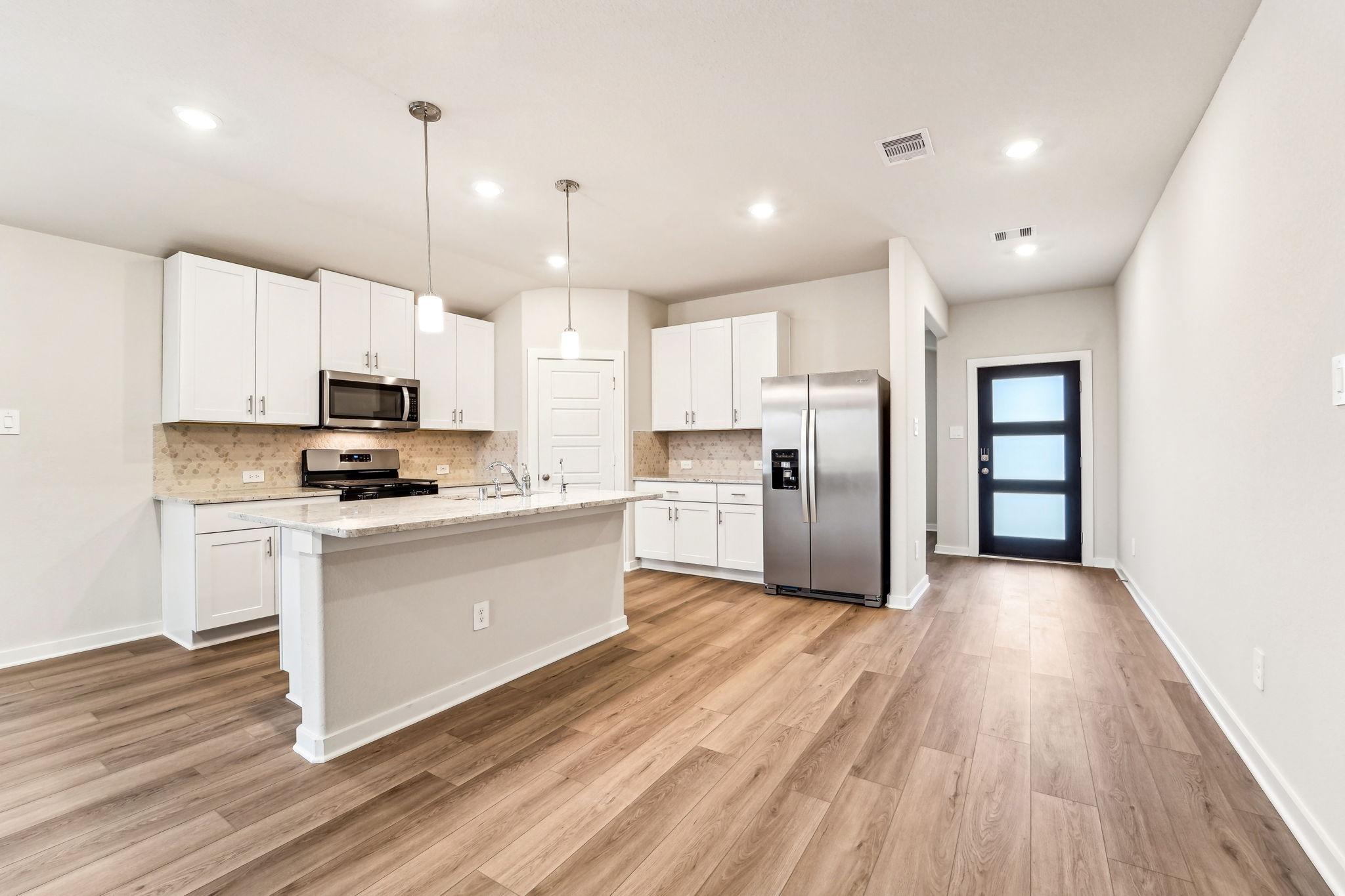 Houston - Southwinds-2542 Bay Winds Ln Baytown TX 77523- 010