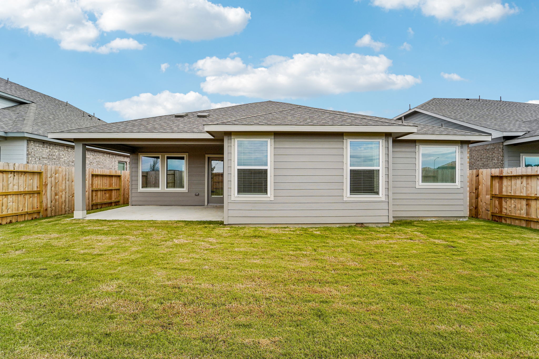 Houston - Southwinds-2542 Bay Winds Ln Baytown TX 77523- 033