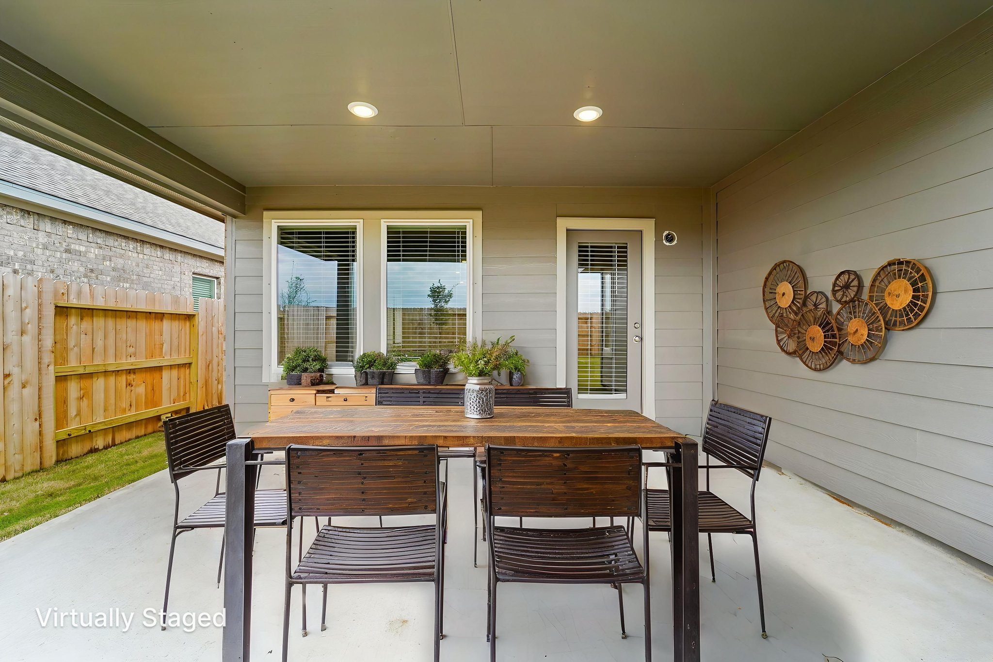 Houston - Southwinds-2542 Bay Winds Ln Baytown TX 77523- 027 virtually staged.jpeg