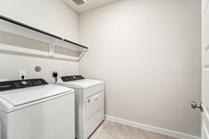 Houston - Southwinds-2542 Bay Winds Ln Baytown TX 77523- 015